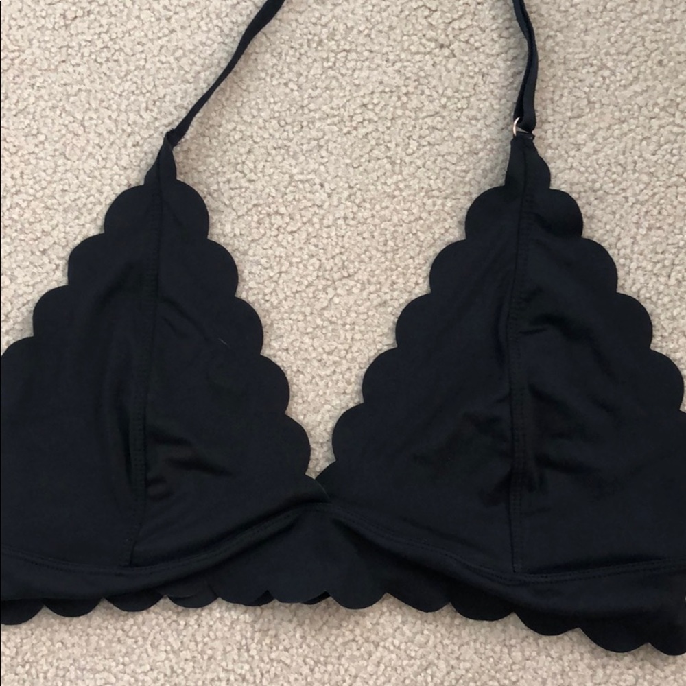 Urban Outfitters black scalloped bralette size L